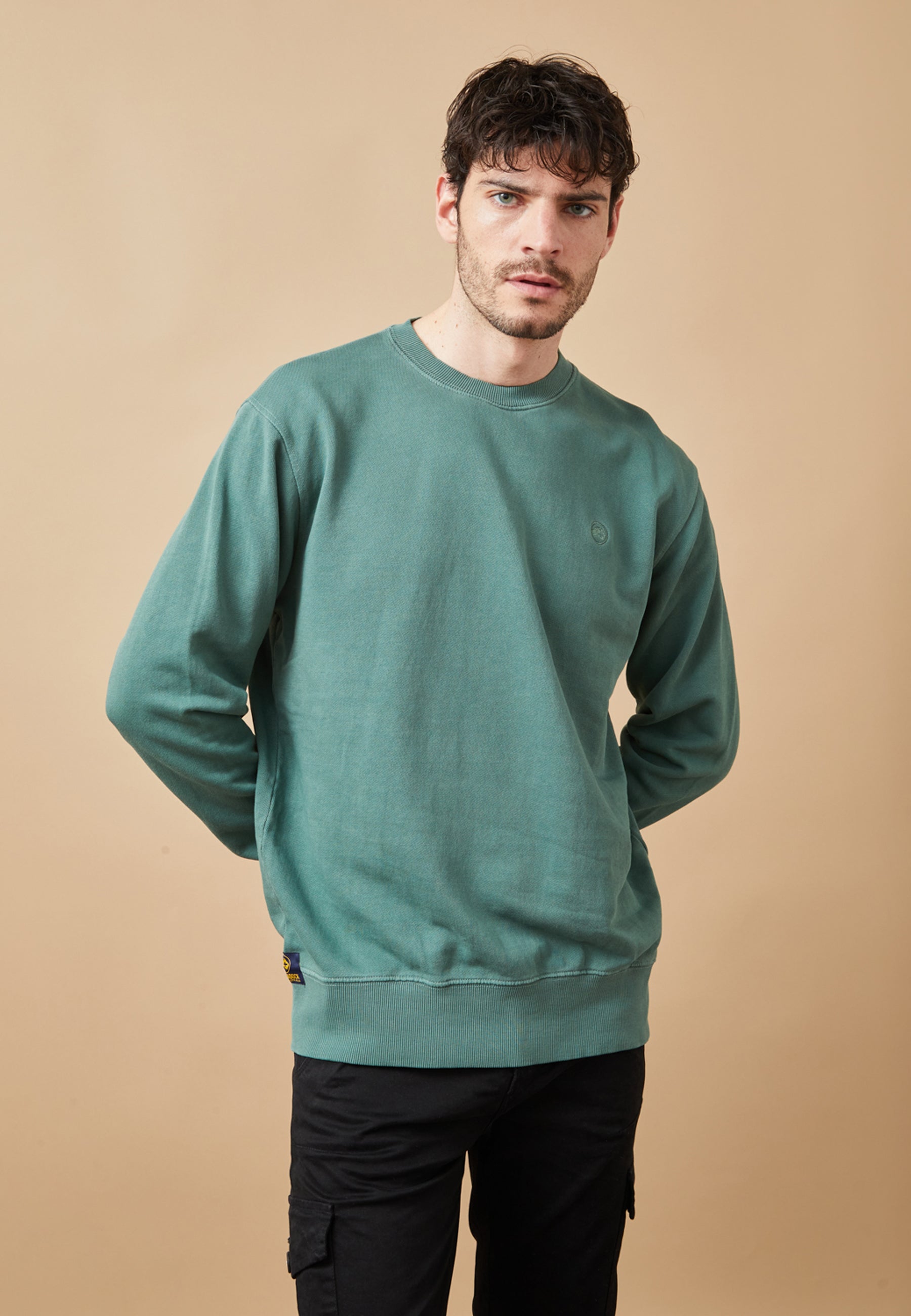 ROPA SUDADERA VERDE OSCURO 