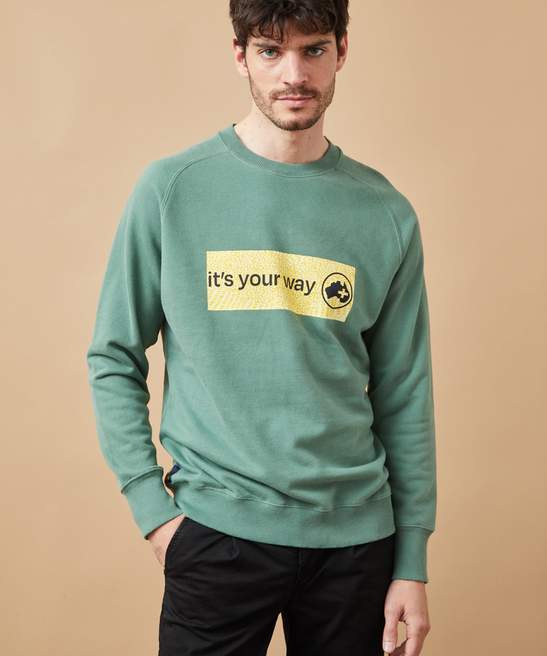 ROPA SUDADERA VERDE OSCURO