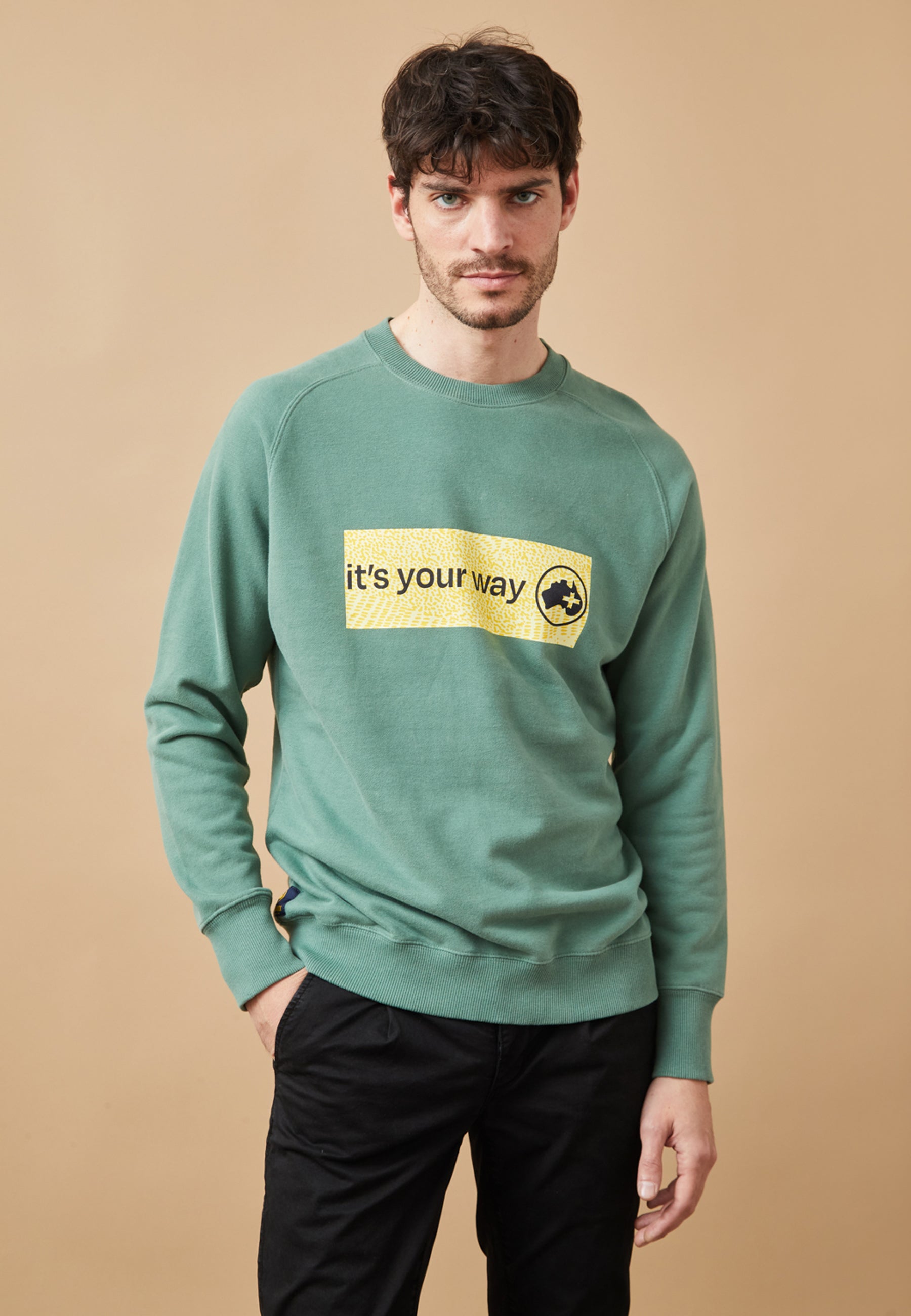 ROPA SUDADERA VERDE OSCURO