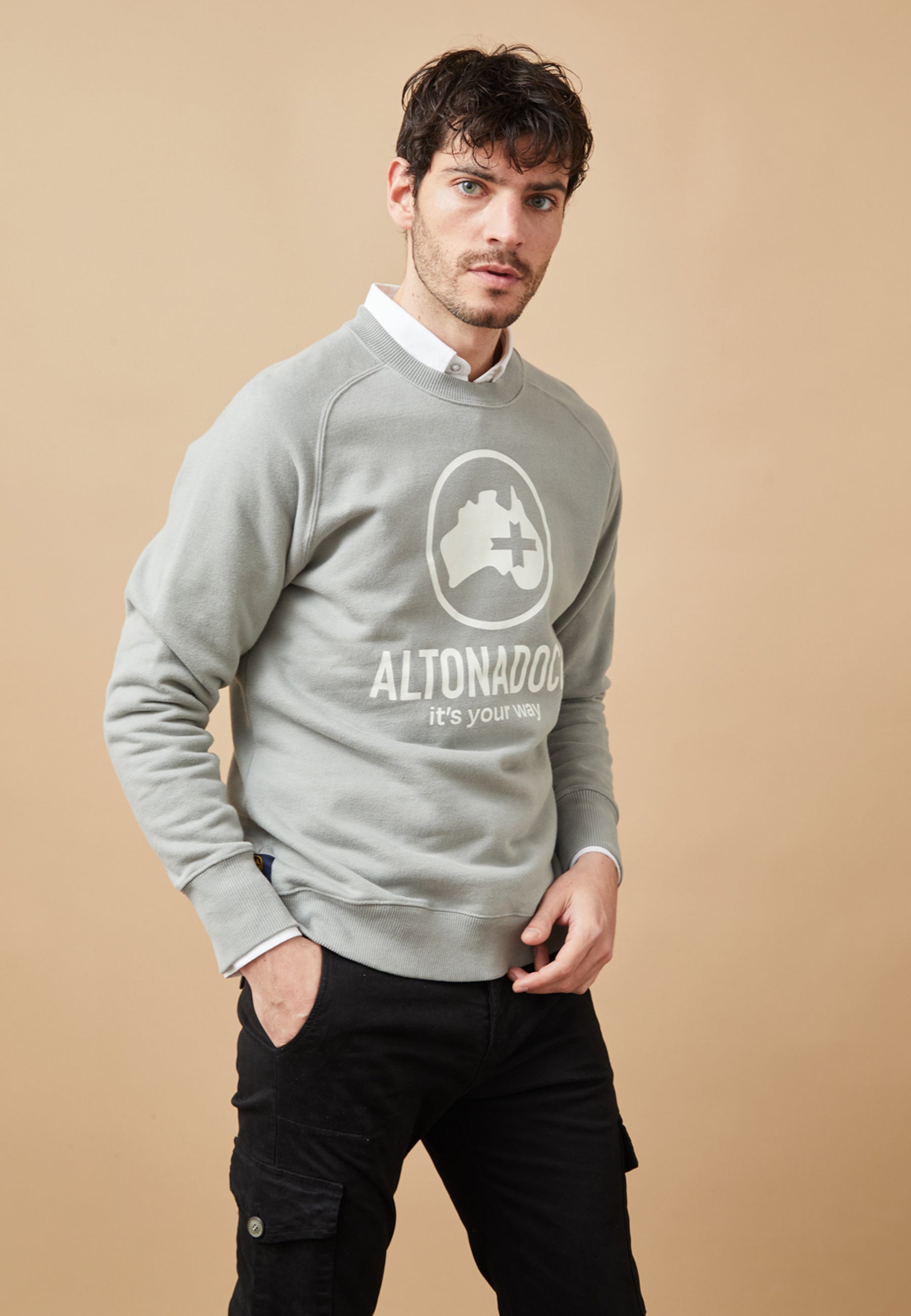 ROPA SUDADERA GRIS