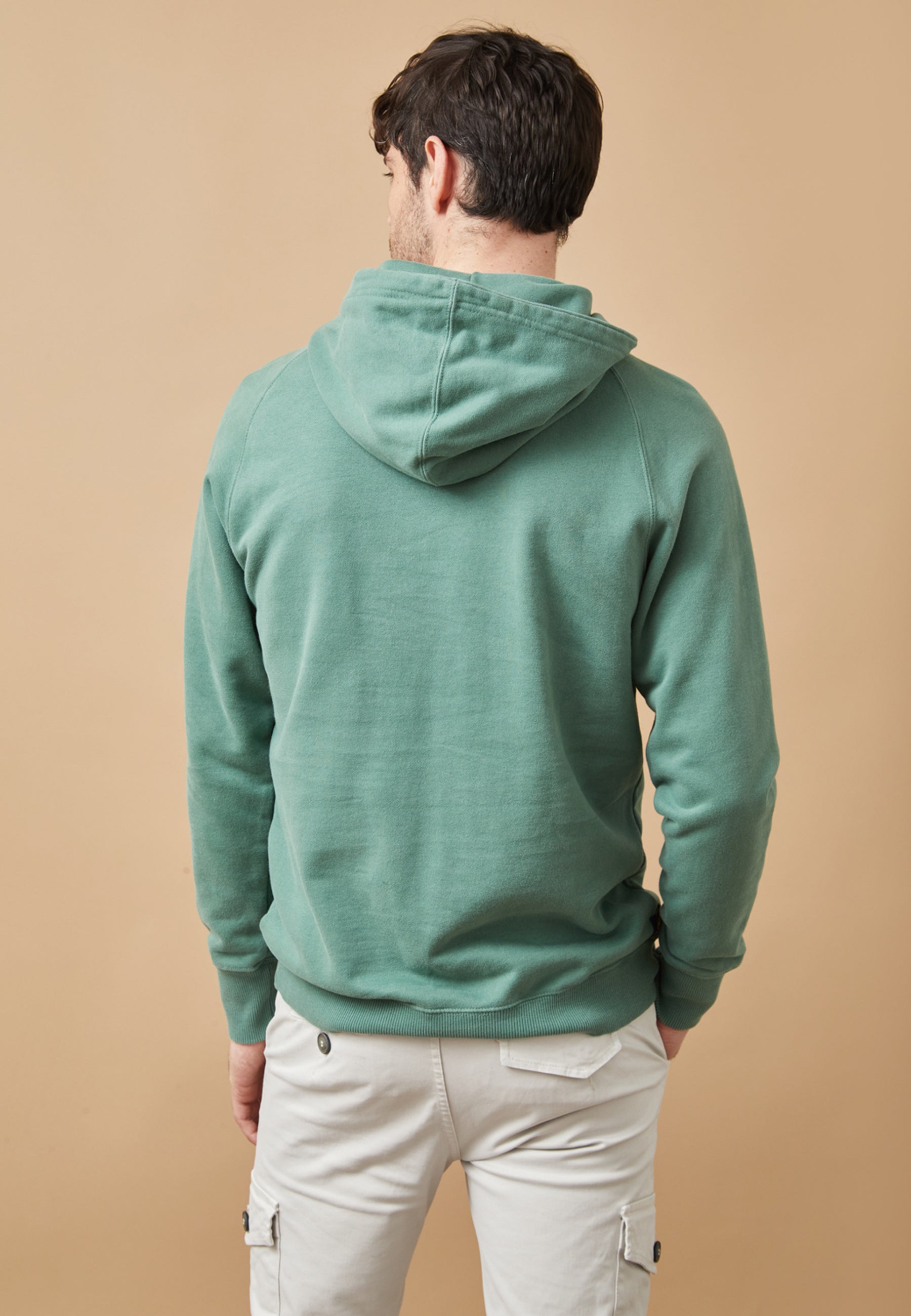 ROPA SUDADERA VERDE