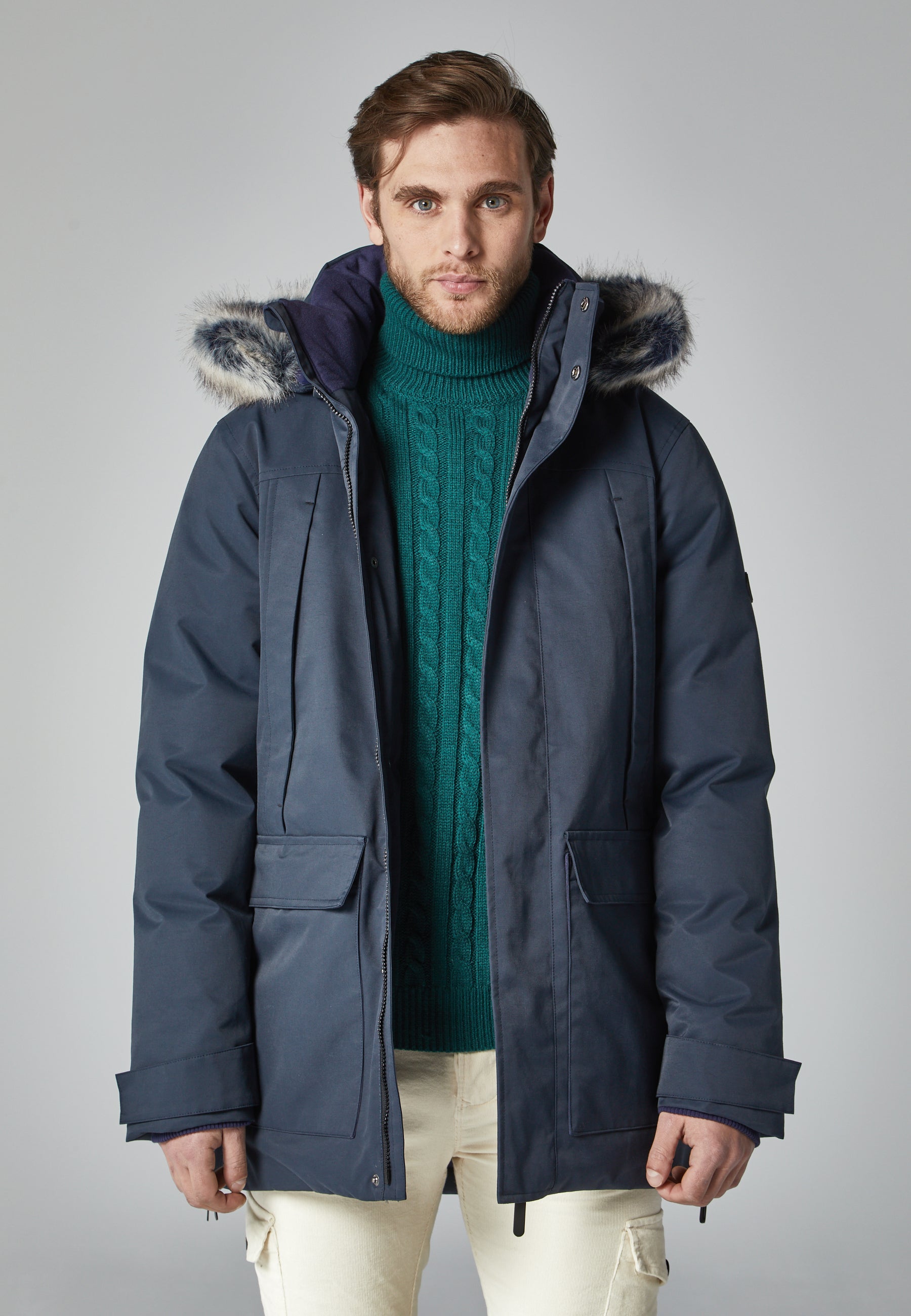 Abrigos con capucha para hombre 
