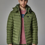 Chaqueta con capucha para hombre