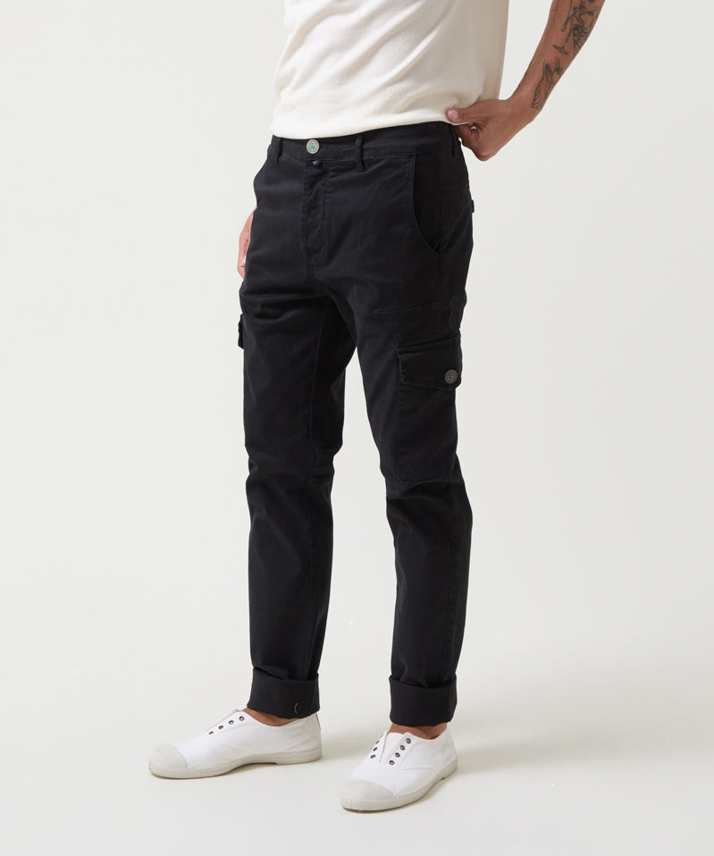 Pantalón cargo negro hombre