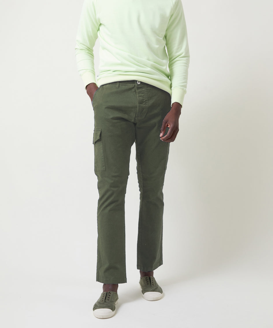 Pantalón cargo verde hombre
