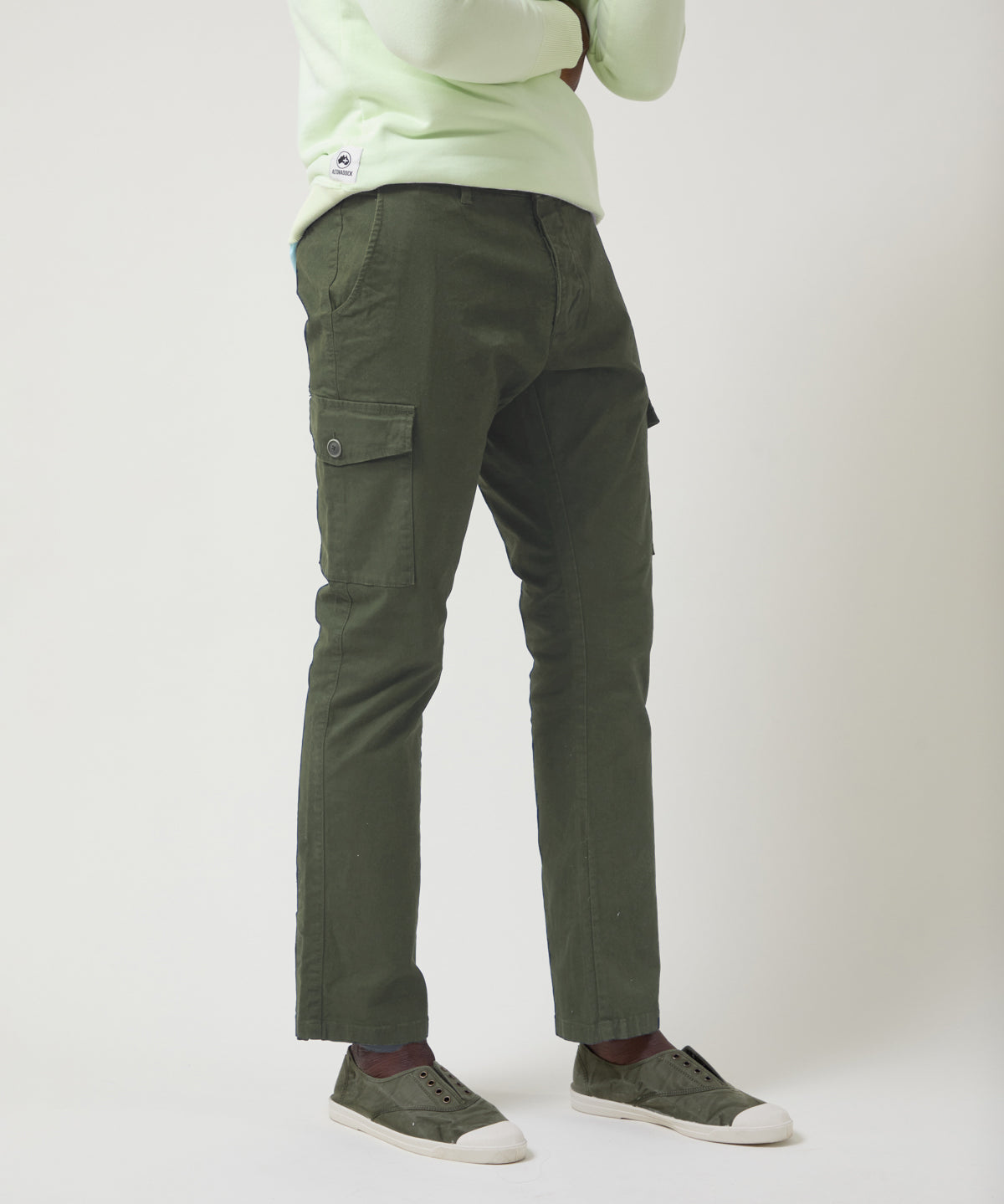 Pantalón cargo verde hombre